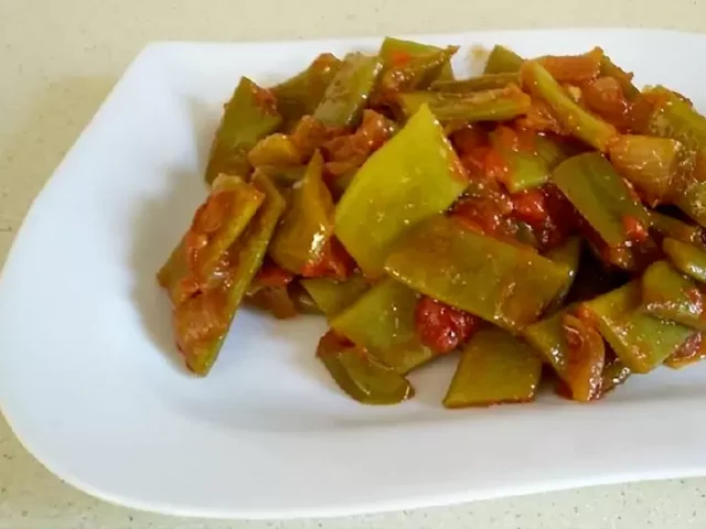 Judías verdes con sofrito de pimiento verde